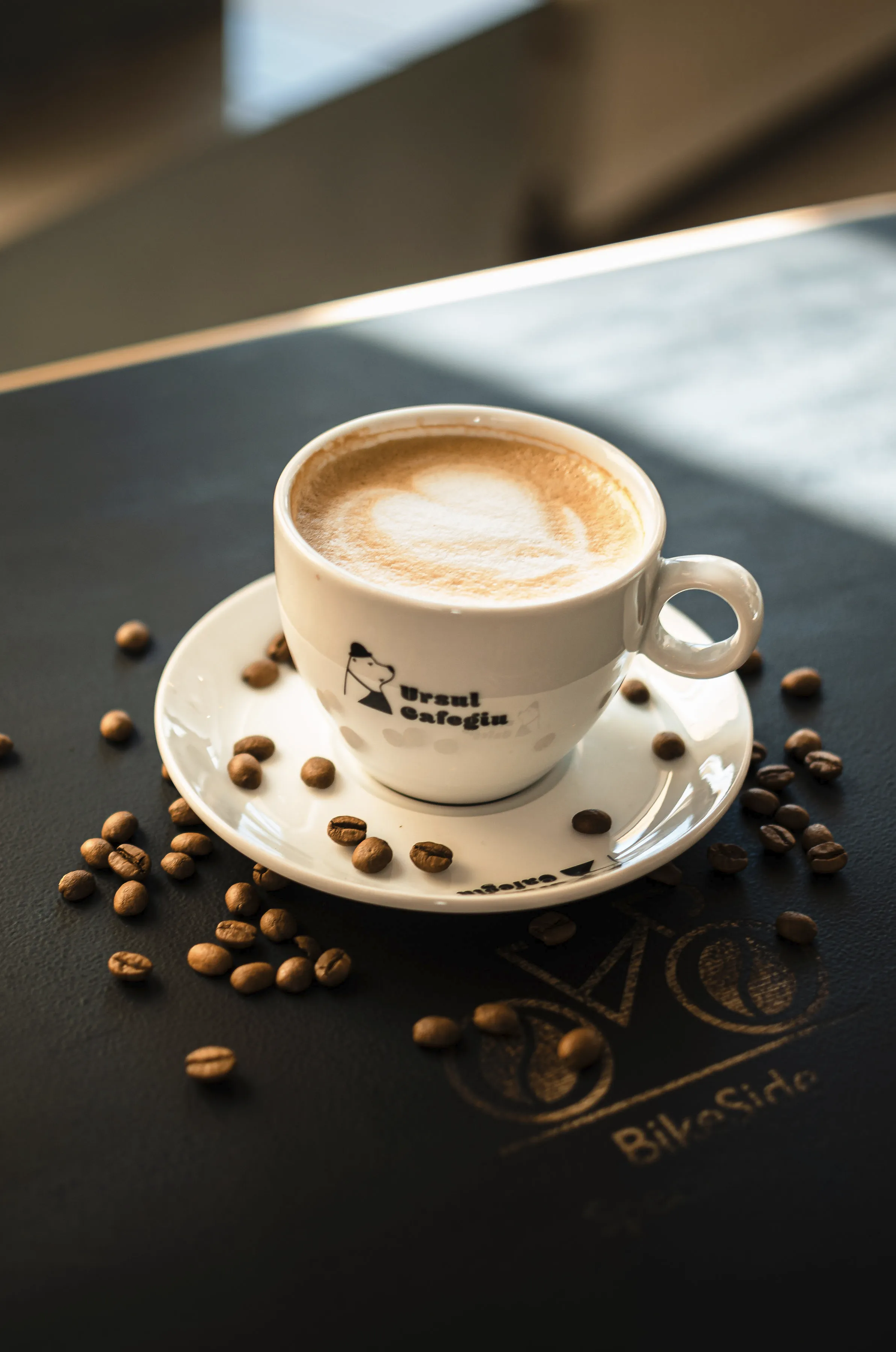 Atmosferă caldă cafenea